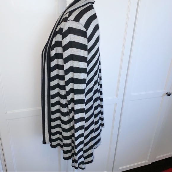 Nordstrom Lush Black Stripe Rayon Blend Stretch Cardigan Med Career Officecore - Picture 4 of 10